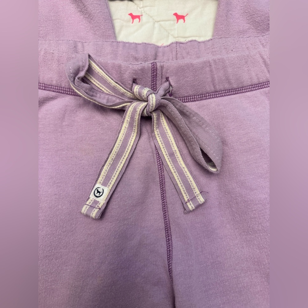 VS PINK VINTAGE Y2K CAMPUS SWEATPANTS PURPLE “HUGS & KISSES” BLING RHINESTONE LG - Picture 7 of 10